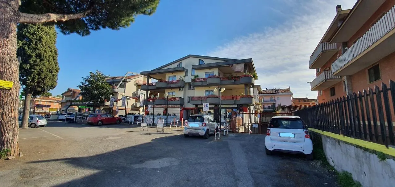 Ilio E Giulia Apartment Near Metro C contacts